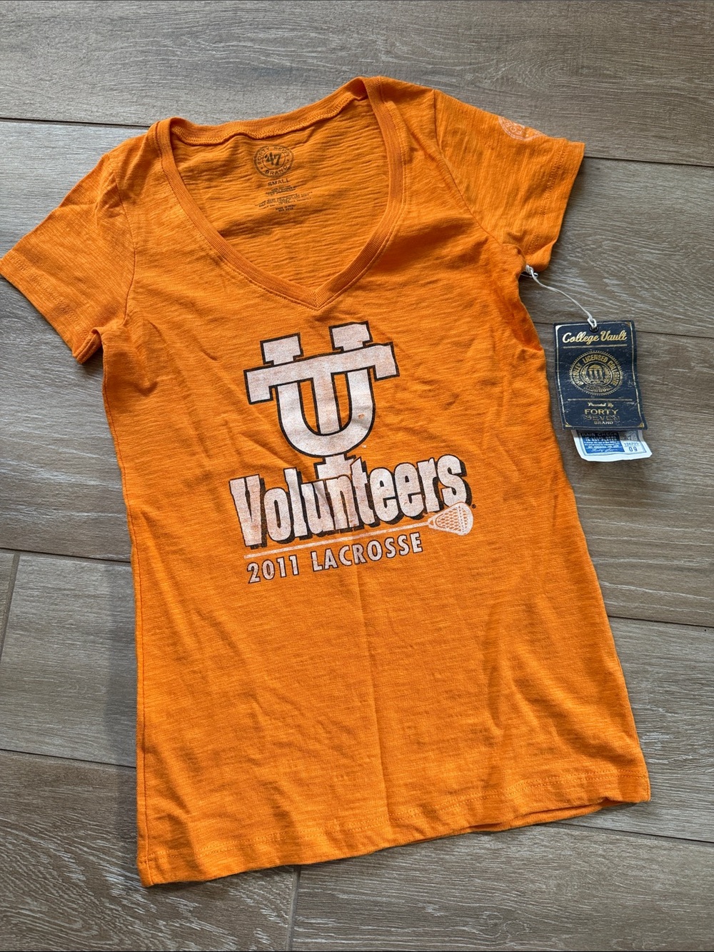 47 Brand Volunteers 2011 Lacrosse College Vault Tee Shirt SMALL